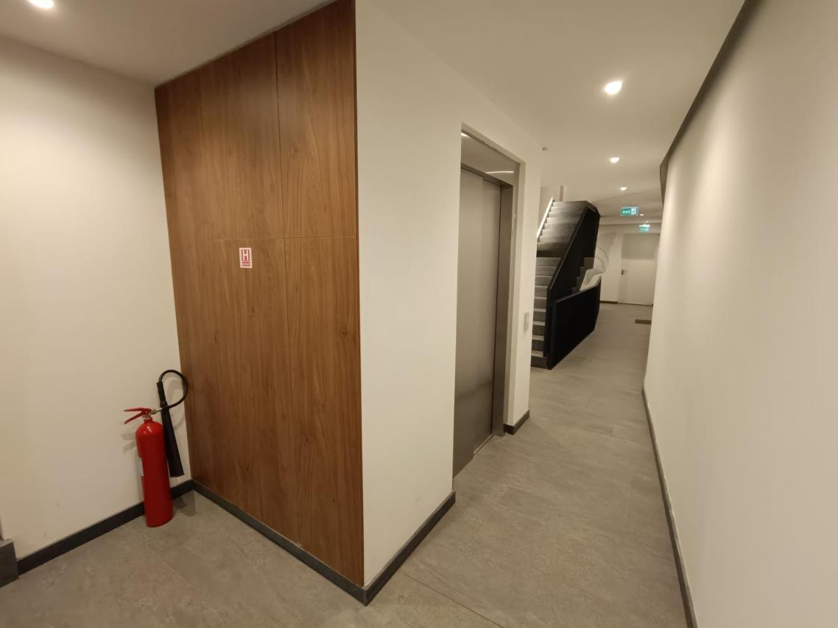 Luxapart Vrbanjusa Old City Centar Free Parking Apartment
