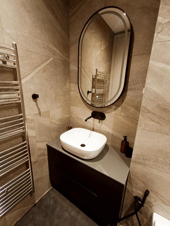 Luxapart Vrbanjusa Old City Centar Free Parking Apartment *
