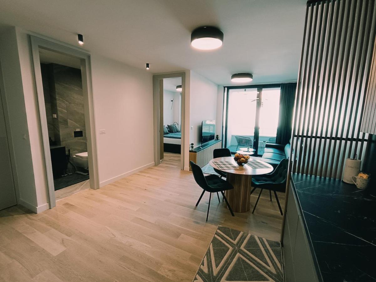 Apartment Luxapart Vrbanjusa Old City Centar Free Parking *