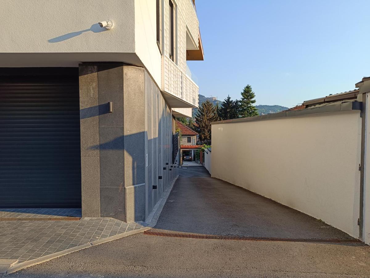 Apartment Luxapart Vrbanjusa Old City Centar Free Parking *
